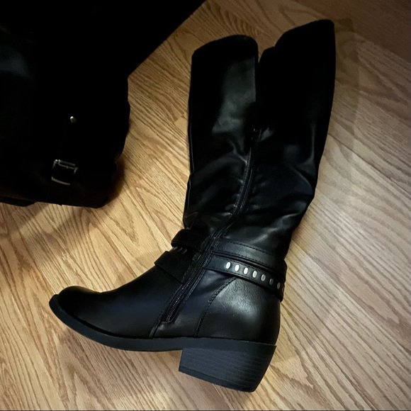 Women’s faux leather calf boots - Picture 3 of 4